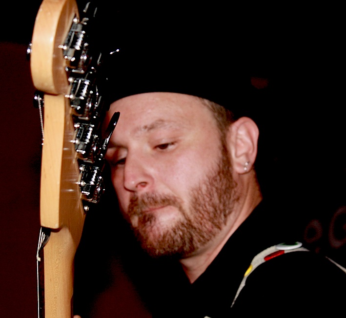 Megaphon cd release (206)